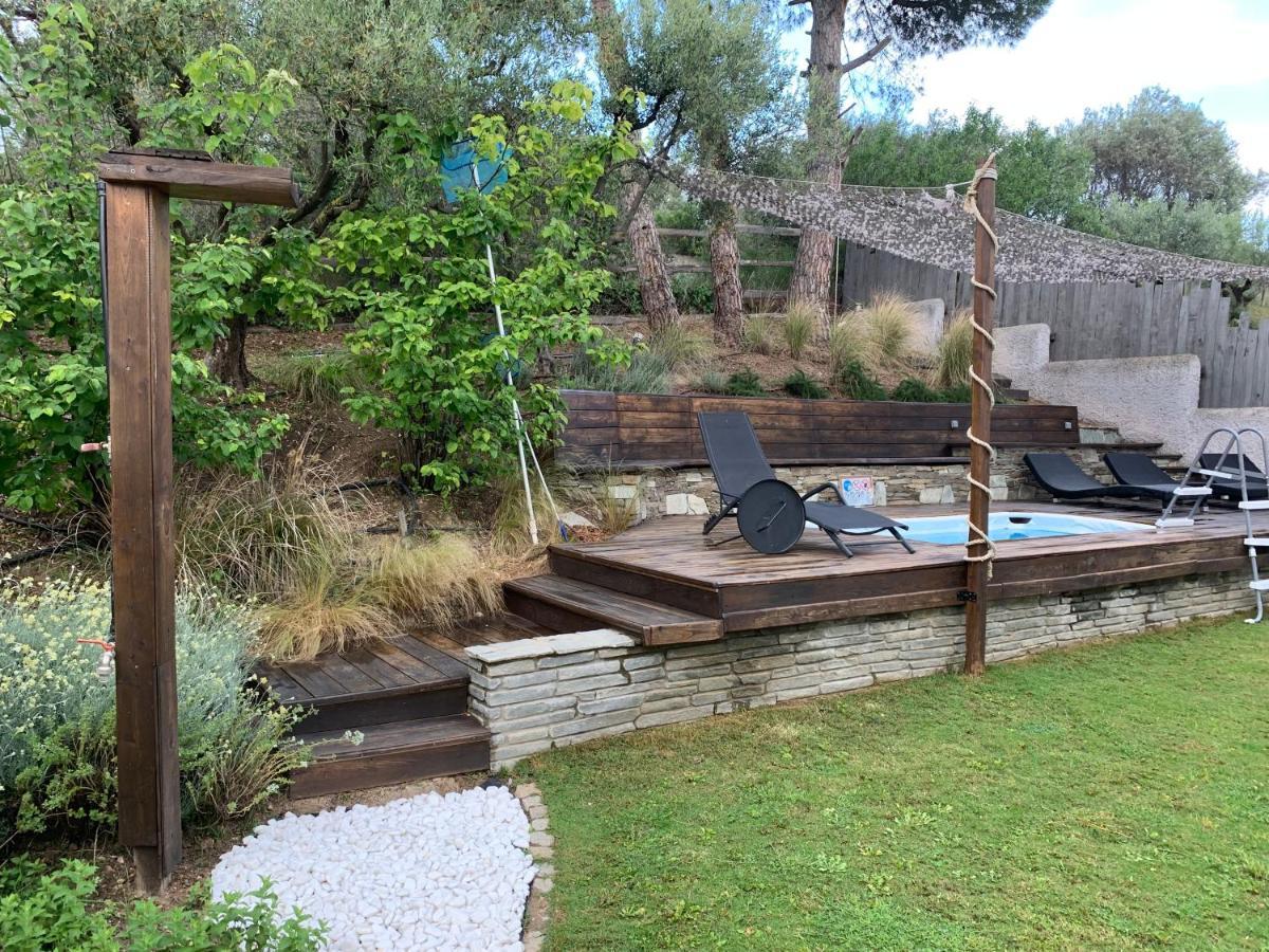 Sea View Villa In Olive Garden Nea Kallikrateia エクステリア 写真