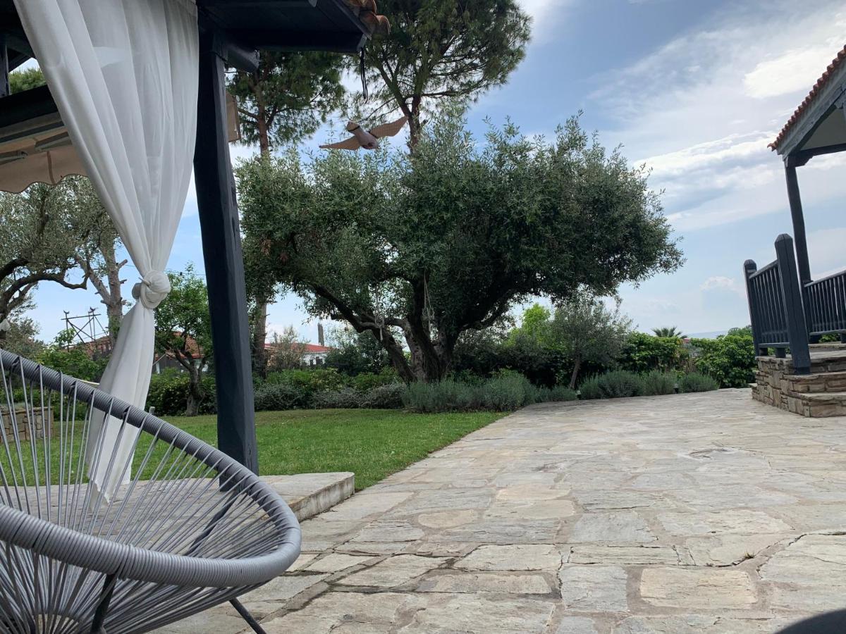 Sea View Villa In Olive Garden Nea Kallikrateia エクステリア 写真